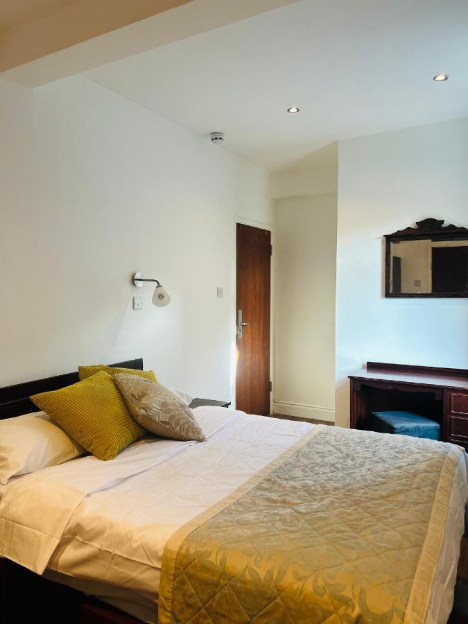 Sinai Hotel Londra Esterno foto