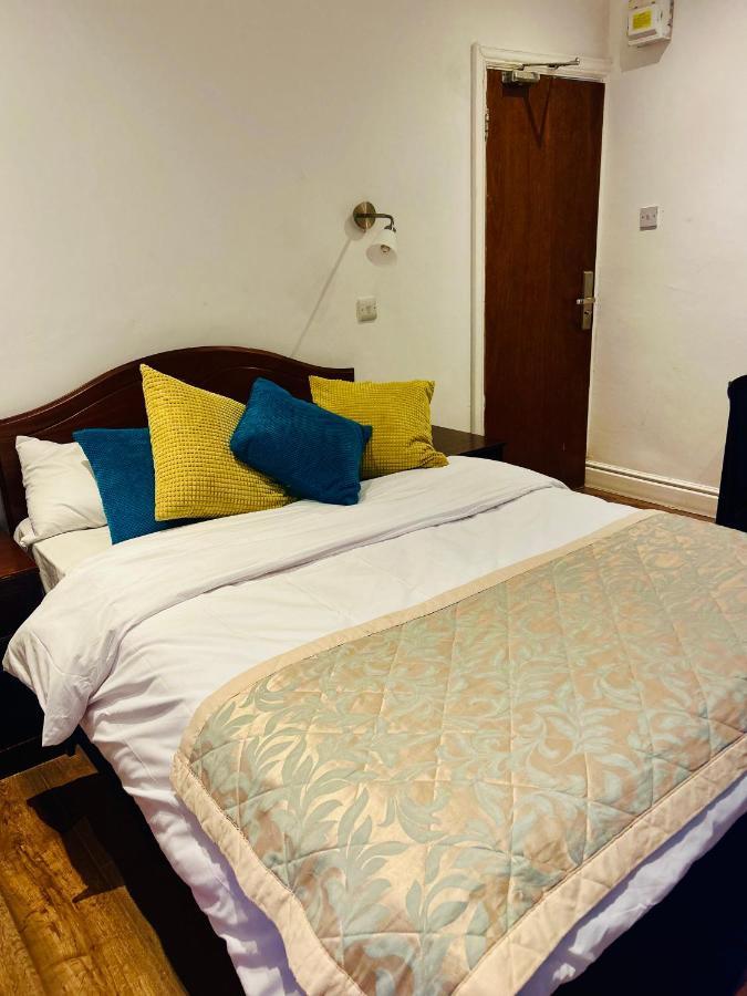 Sinai Hotel Londra Esterno foto
